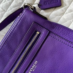 Beautiful Purple Coach Crossbody Bag